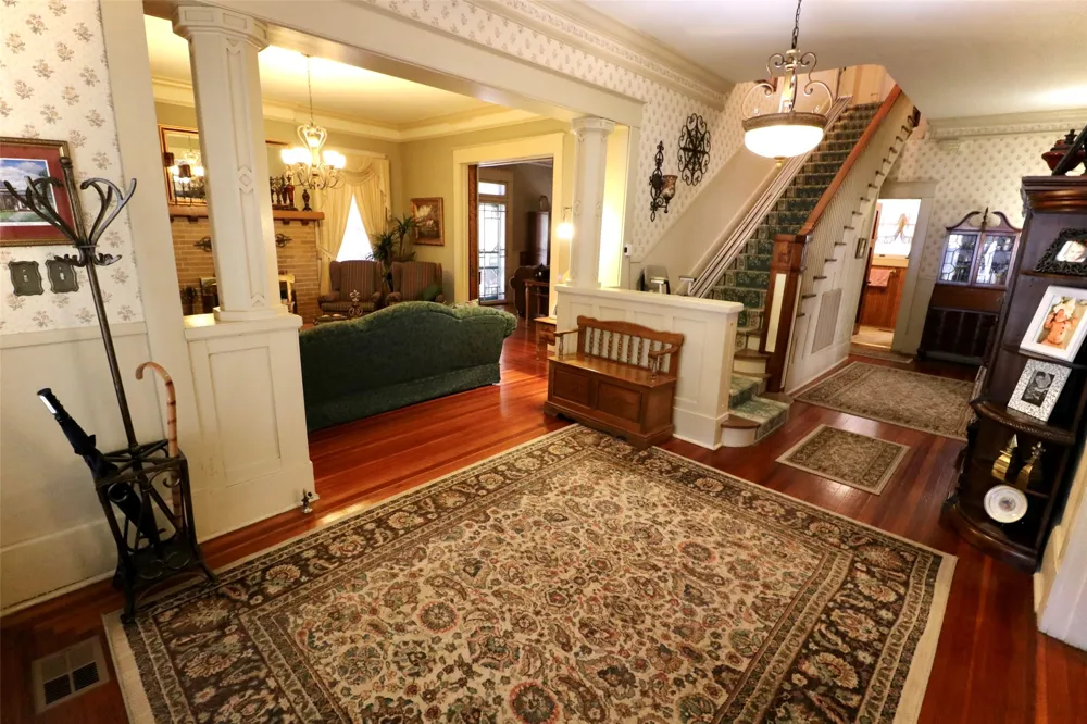 307 Honey Grove St Roxton, TX 75477