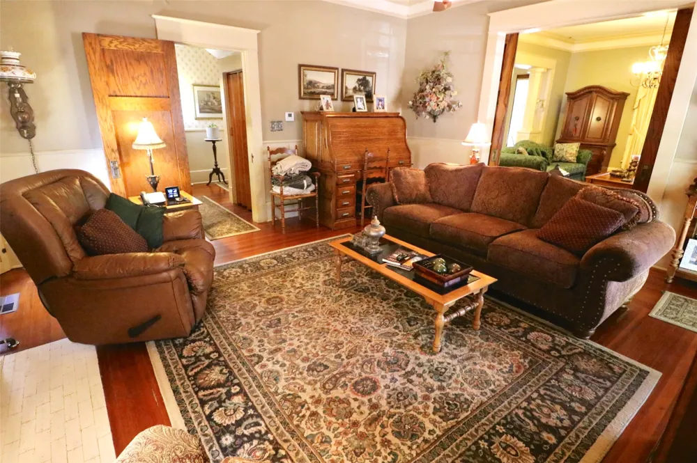 307 Honey Grove St Roxton, TX 75477