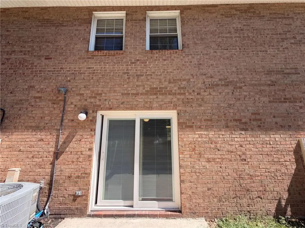 2219 Shadow Valley Road #E High Point, NC 27265