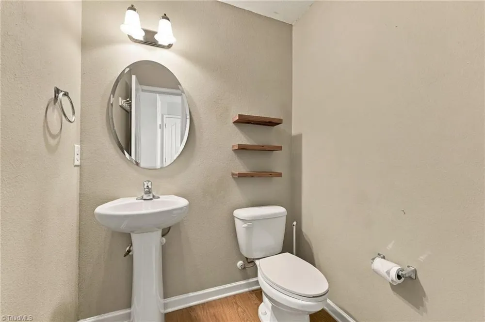 4176 Northrop Drive Haw River, NC 27258