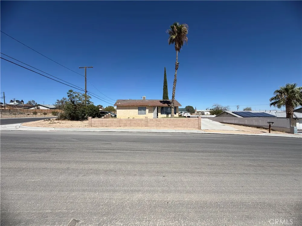 301 Juniper Barstow, CA 92311