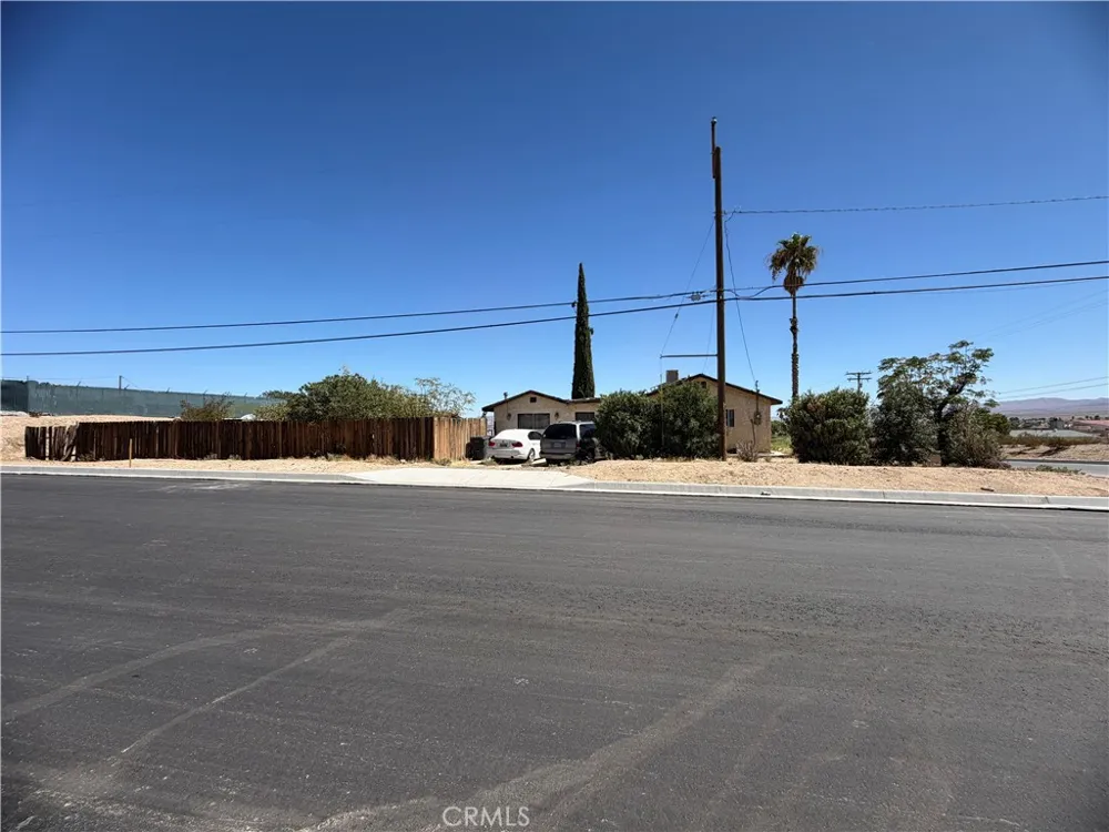 301 Juniper Barstow, CA 92311