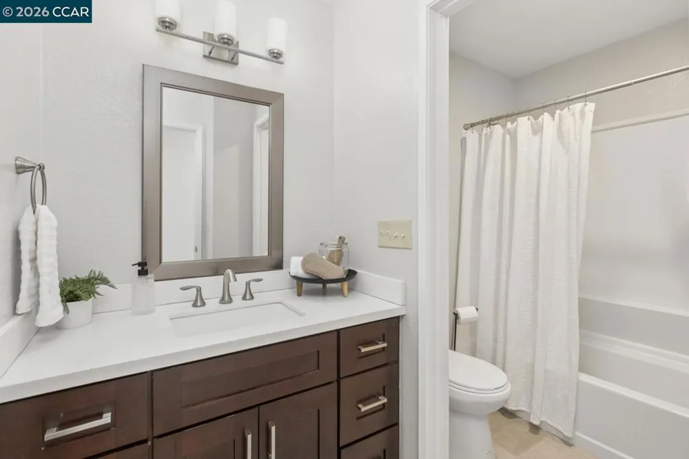 2225 Sierra Ct Concord, CA 94518