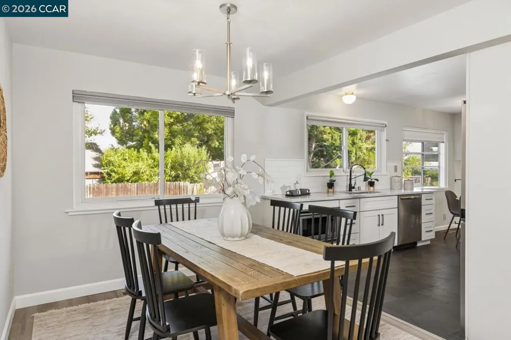2225 Sierra Ct Concord, CA 94518