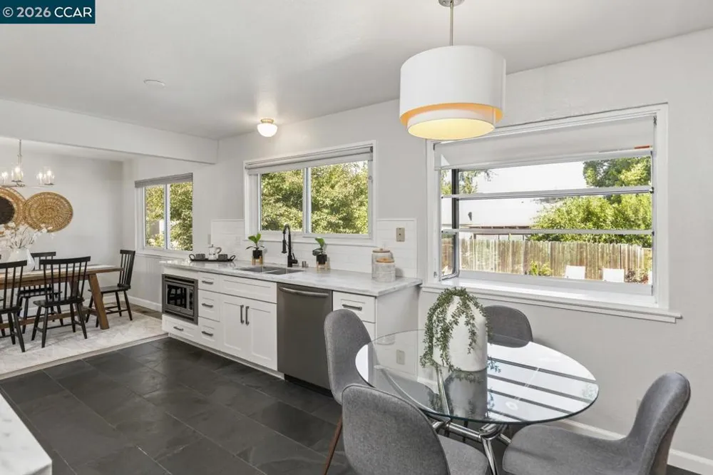 2225 Sierra Ct Concord, CA 94518