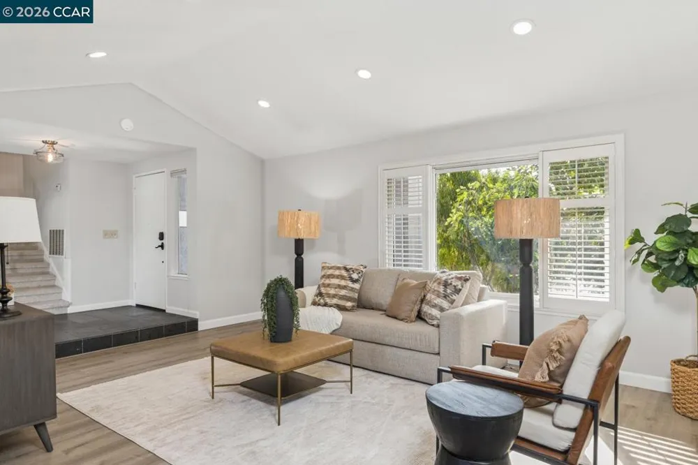 2225 Sierra Ct Concord, CA 94518