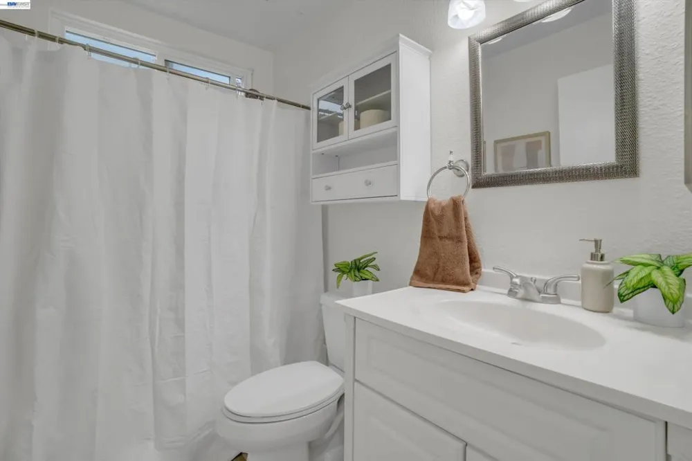 3444 Spartan Way Sacramento, CA 95826