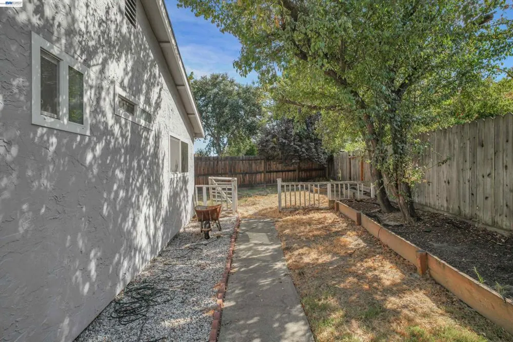 3444 Spartan Way Sacramento, CA 95826