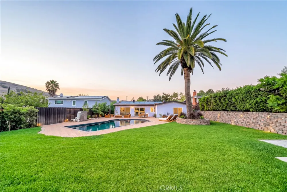 5420 Parkmor Calabasas, CA 91302