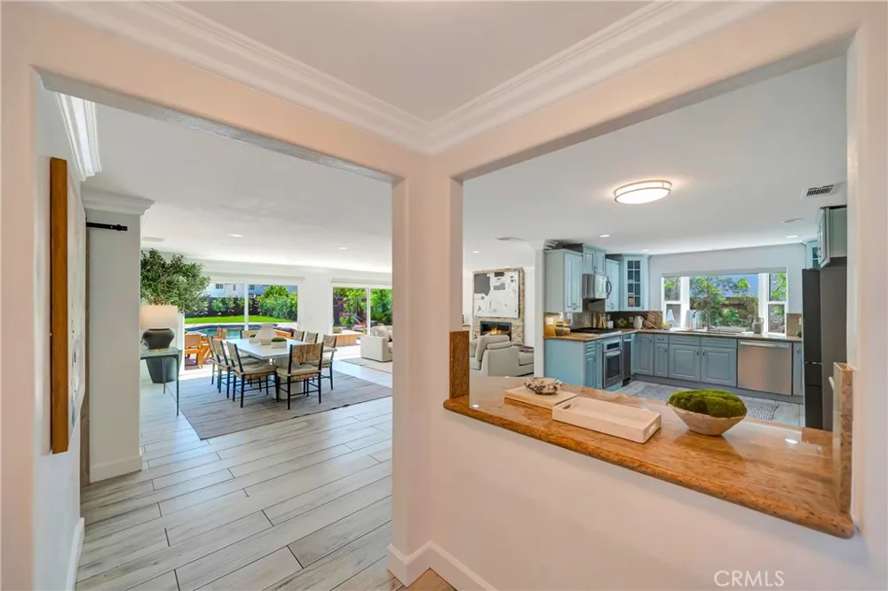 5420 Parkmor Calabasas, CA 91302