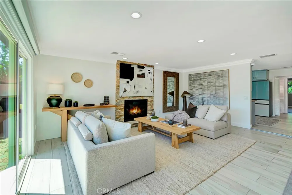 5420 Parkmor Calabasas, CA 91302
