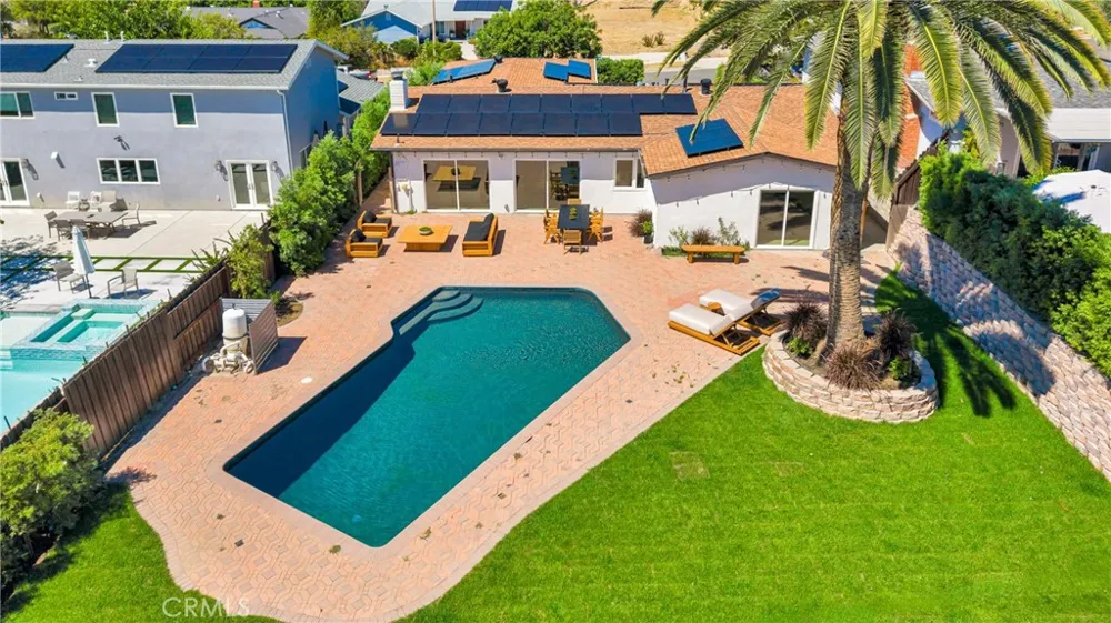 5420 Parkmor Calabasas, CA 91302