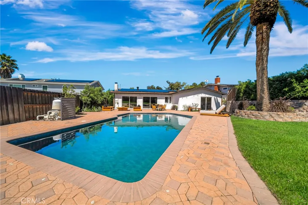 5420 Parkmor Calabasas, CA 91302