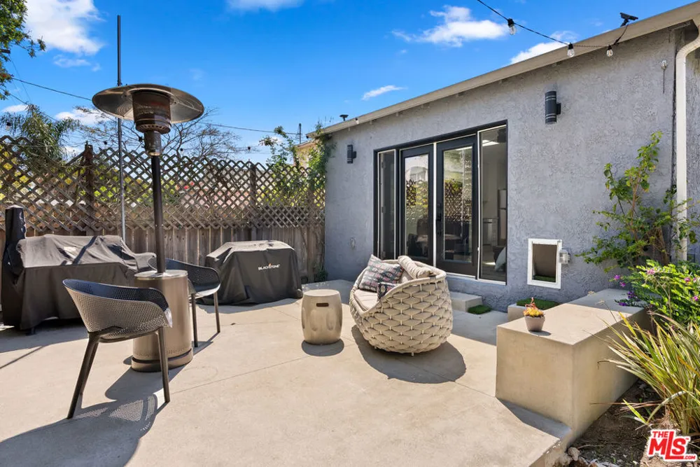 8102 Stewart Avenue Westchester, CA 90045