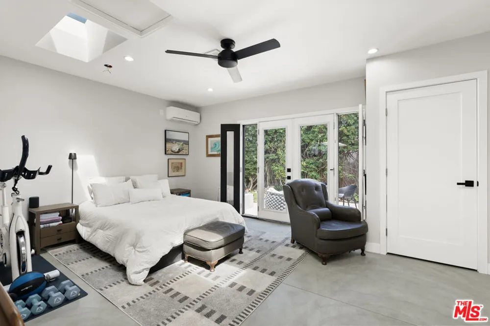 8102 Stewart Avenue Westchester, CA 90045