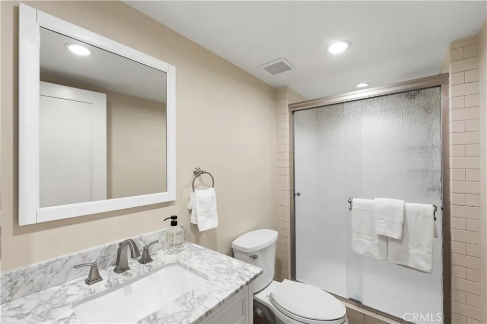 196 Colt Lane Thousand Oaks, CA 91361