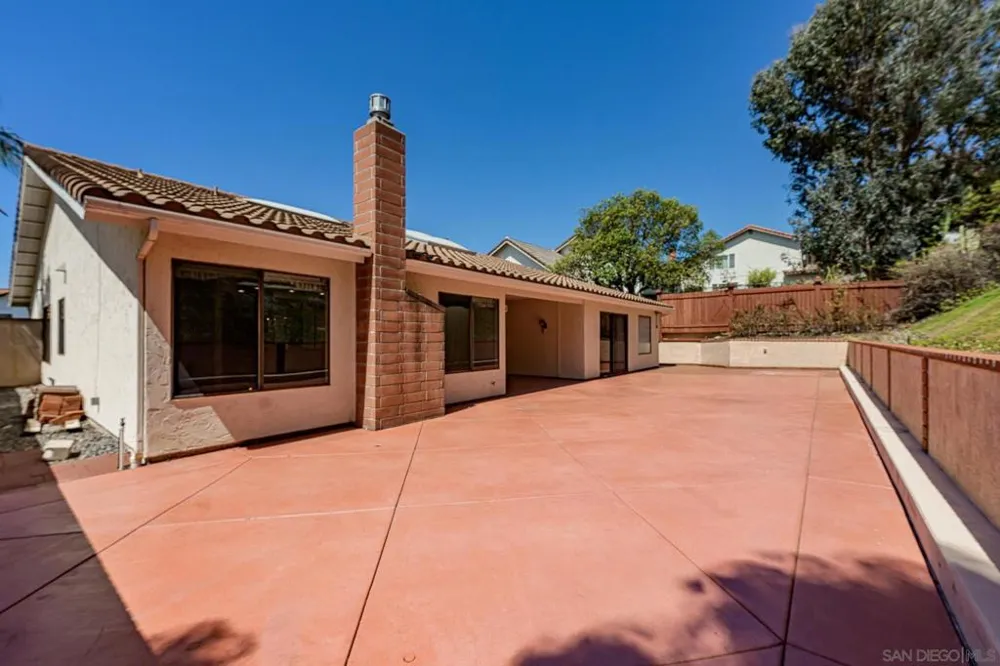 2268 Valley Road Oceanside, CA 92056