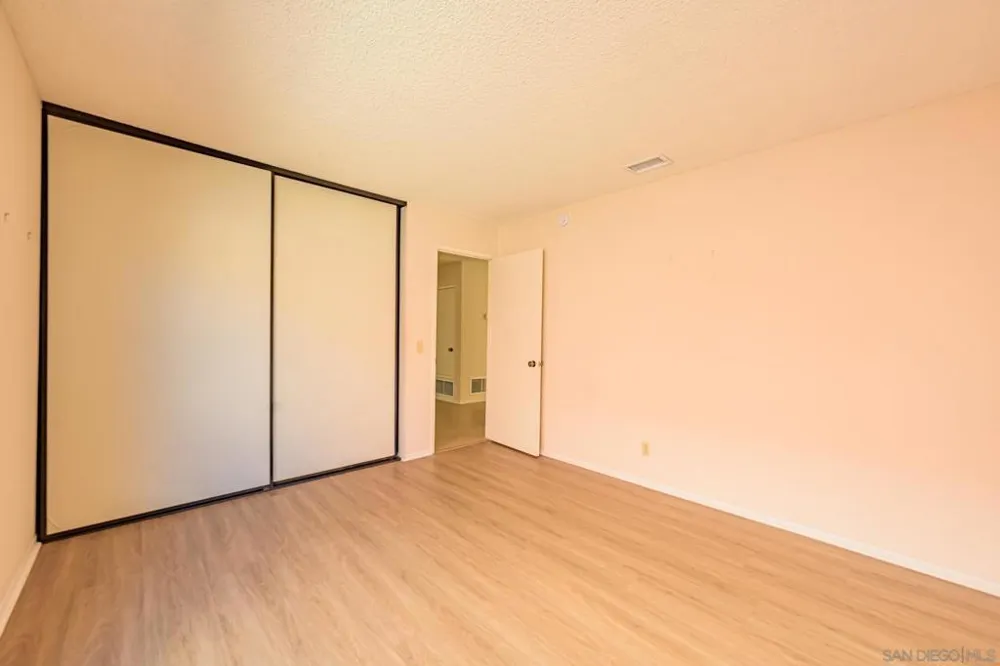 2268 Valley Road Oceanside, CA 92056