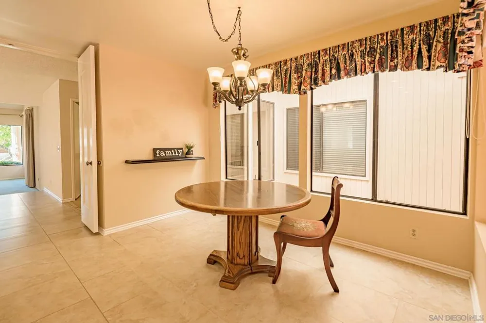 2268 Valley Road Oceanside, CA 92056