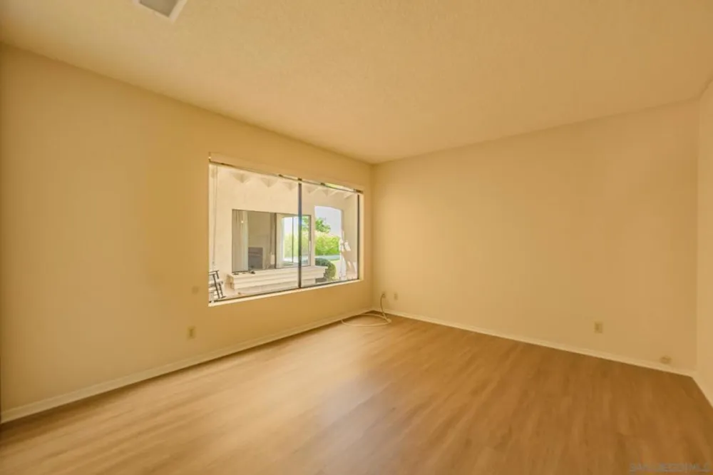 2268 Valley Road Oceanside, CA 92056