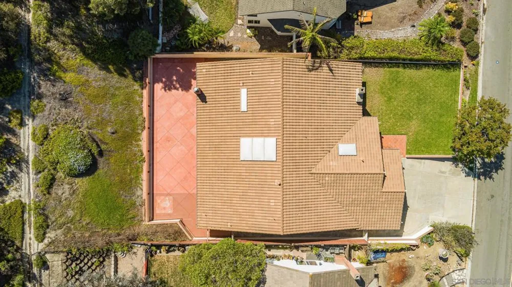 2268 Valley Road Oceanside, CA 92056