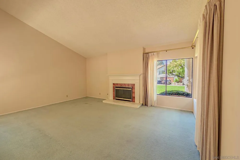 2268 Valley Road Oceanside, CA 92056