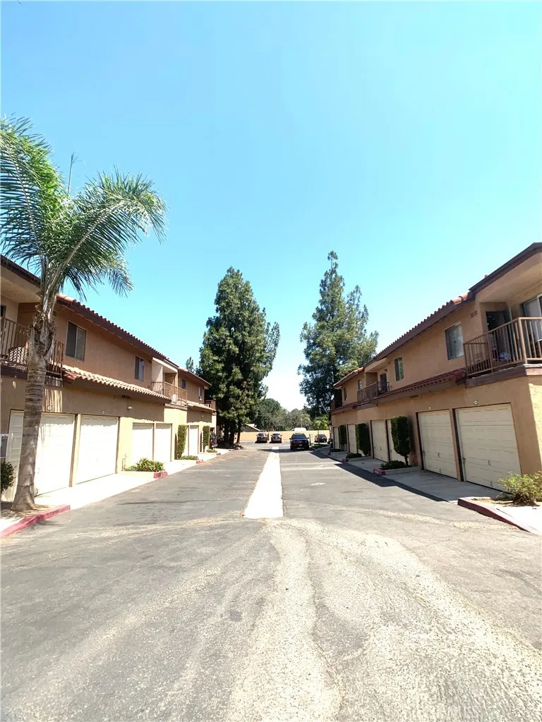 1014 La Costa Drive #L201 Corona, CA 92879