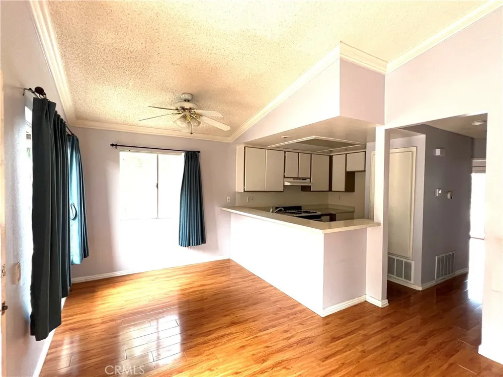 1014 La Costa Drive #L201 Corona, CA 92879