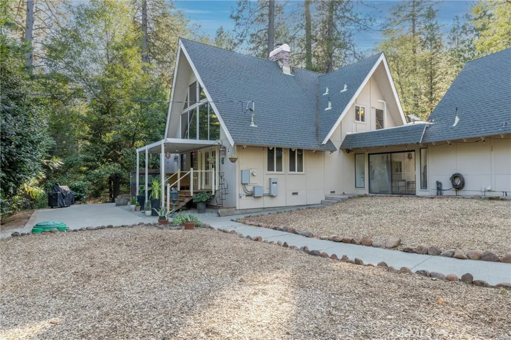 4737 Hartley Forest Ranch, CA 95942