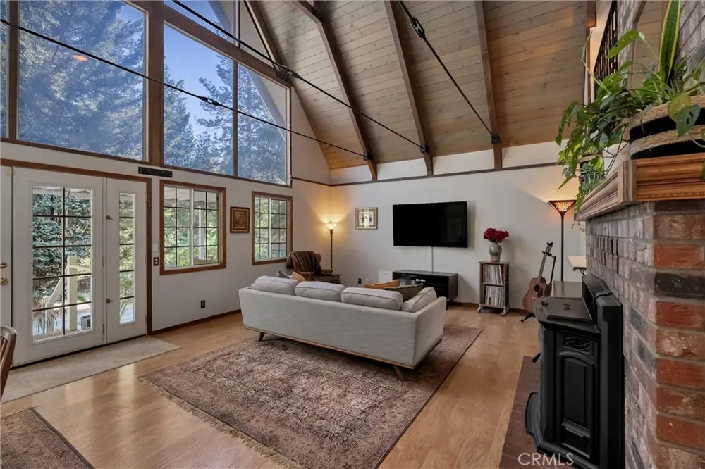 4737 Hartley Forest Ranch, CA 95942