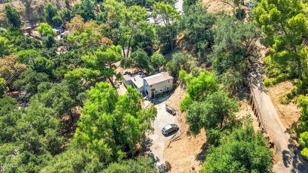 12211 Forest Trail Sylmar, CA 91342