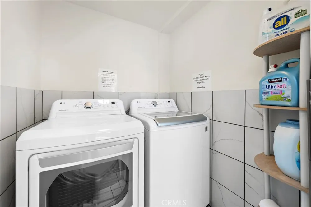 326 Coast #F Laguna Beach, CA 92651