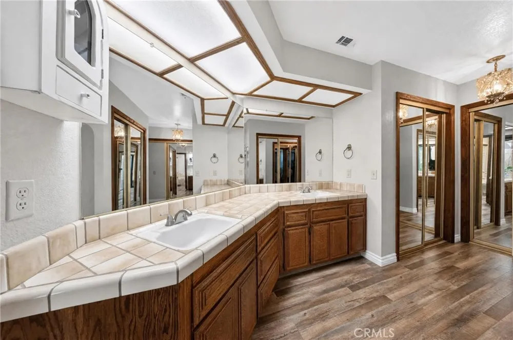 14070 Seminole Apple Valley, CA 92307