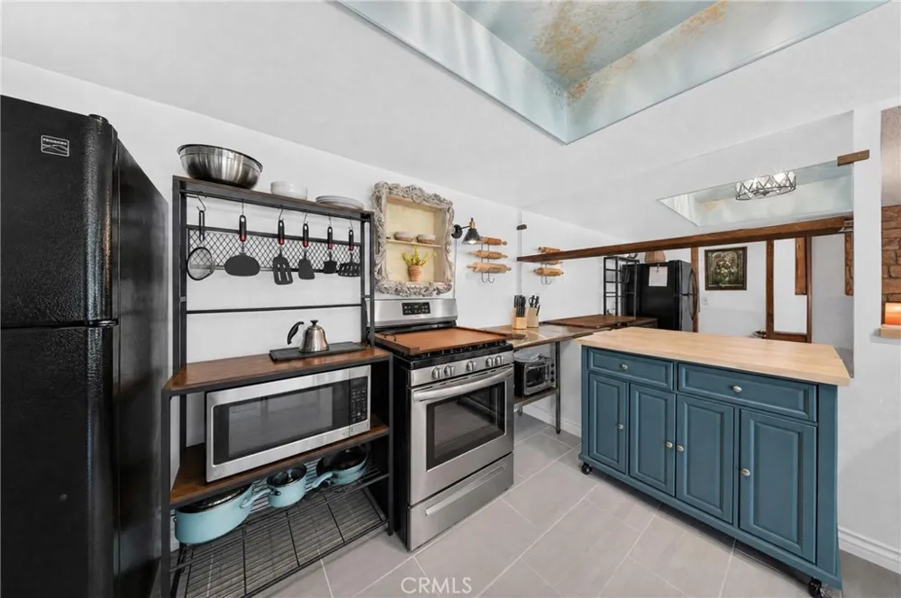 14070 Seminole Apple Valley, CA 92307