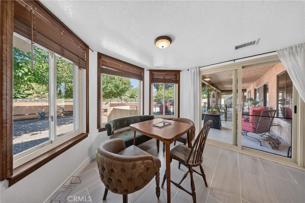 14070 Seminole Apple Valley, CA 92307