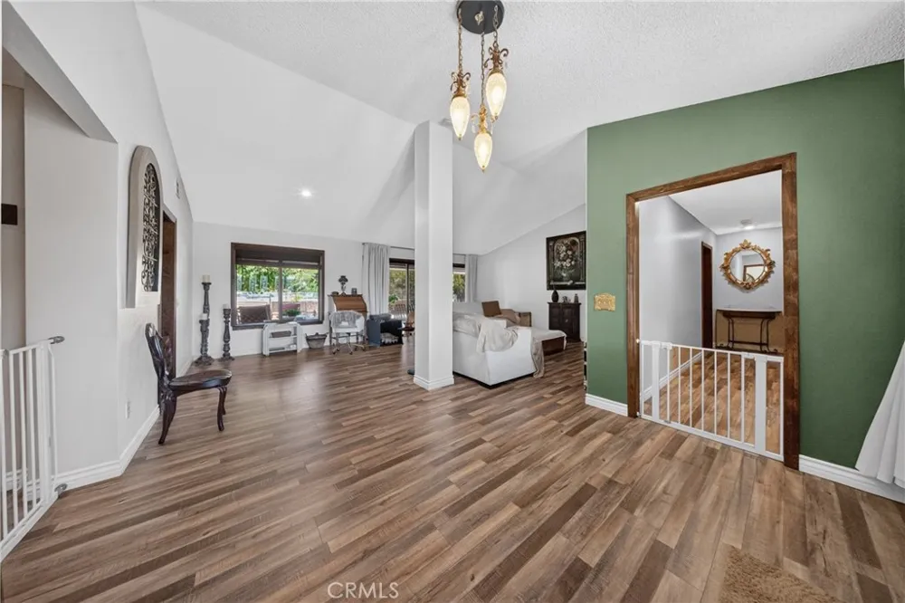 14070 Seminole Apple Valley, CA 92307