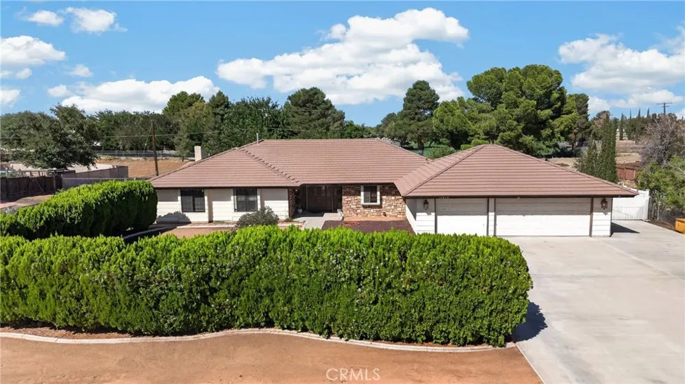 14070 Seminole Apple Valley, CA 92307