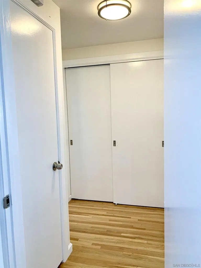 7674 La Jolla Blvd La Jolla, CA 92037
