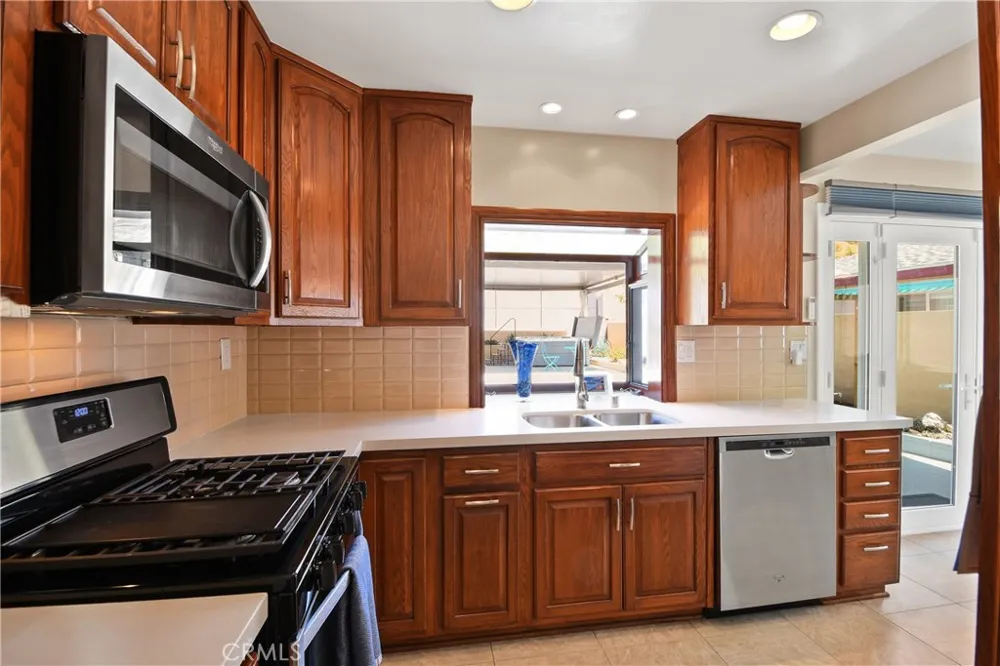 1030 Bloomwood Road San Pedro, CA 90731