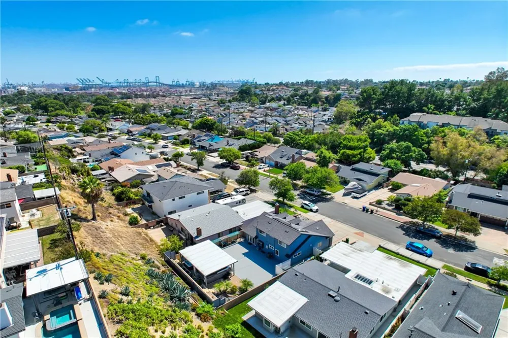 1030 Bloomwood Road San Pedro, CA 90731