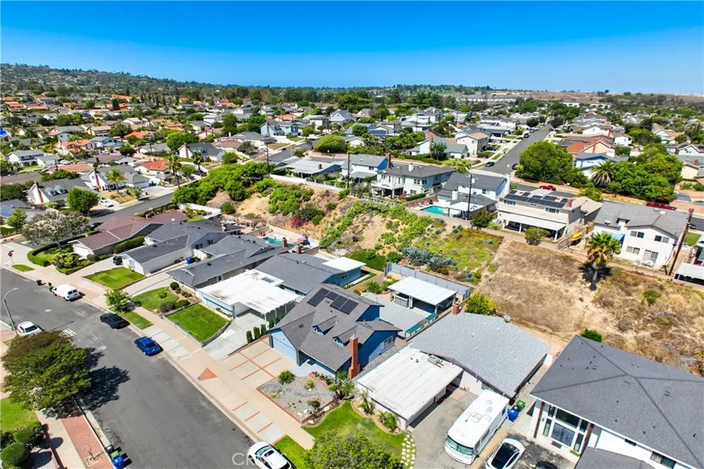 1030 Bloomwood Road San Pedro, CA 90731