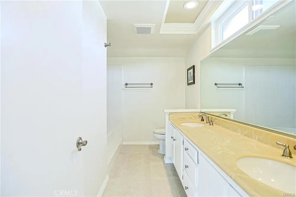14512 Southfield Westminster, CA 92683
