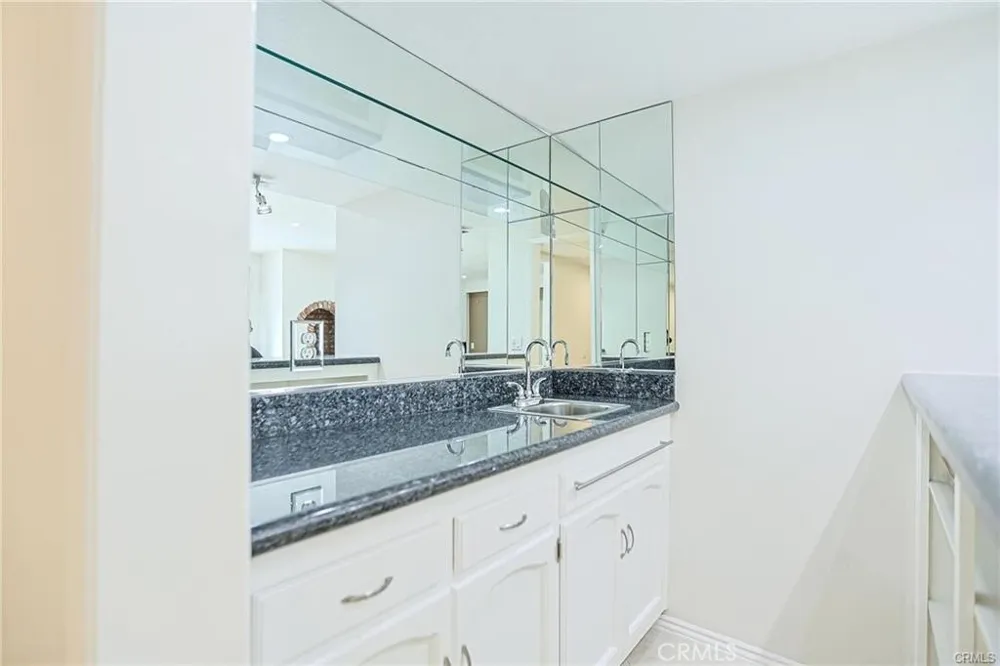 14512 Southfield Westminster, CA 92683