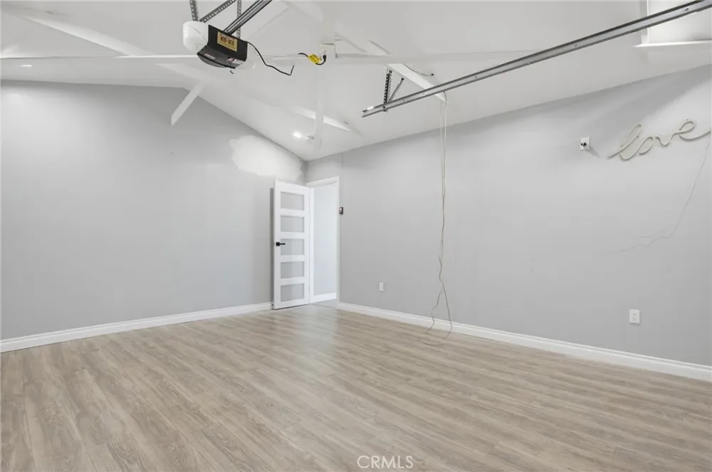 428 W 98th Los Angeles, CA 90003