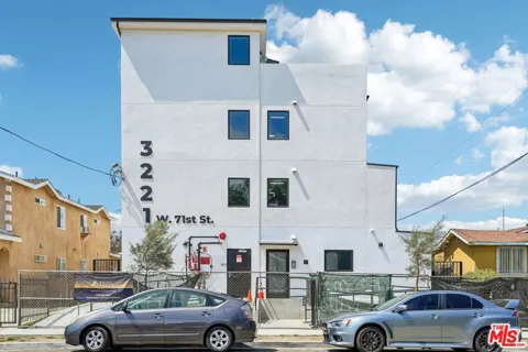 3221 W 71st Street