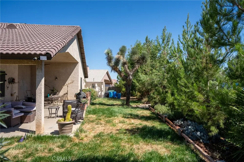 7141 Redwood Street Hesperia, CA 92345
