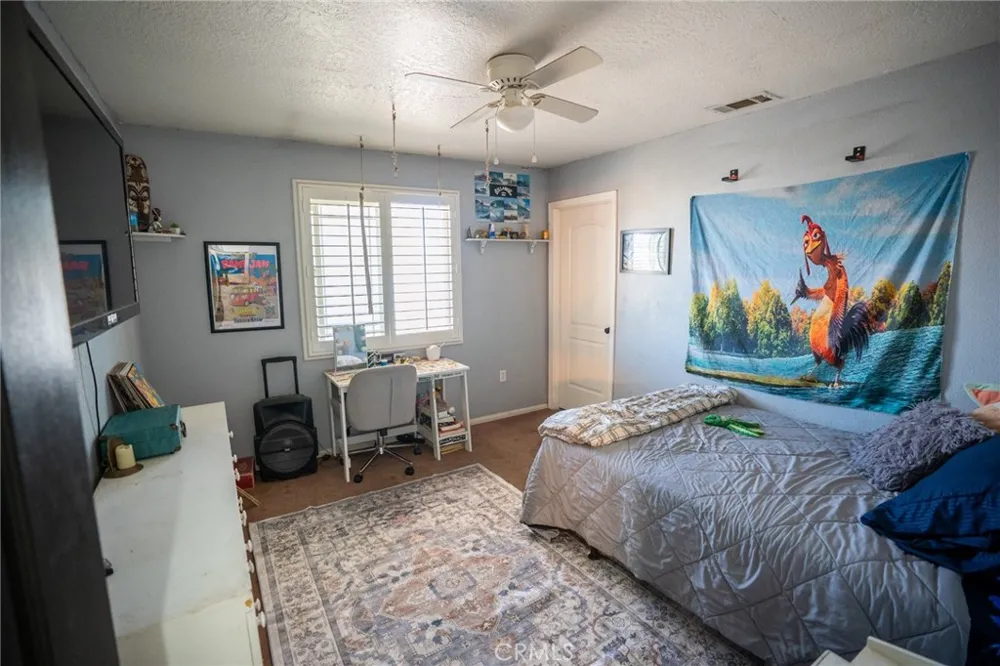 7141 Redwood Street Hesperia, CA 92345