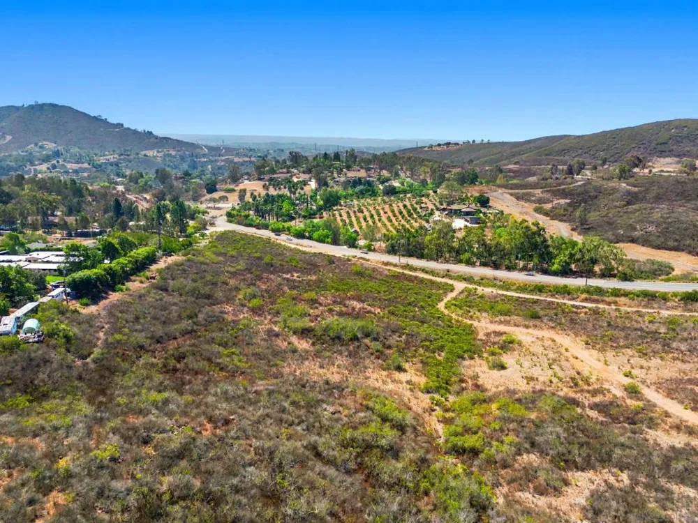 20753 Elfin Forest Rd Escondido, CA 92029