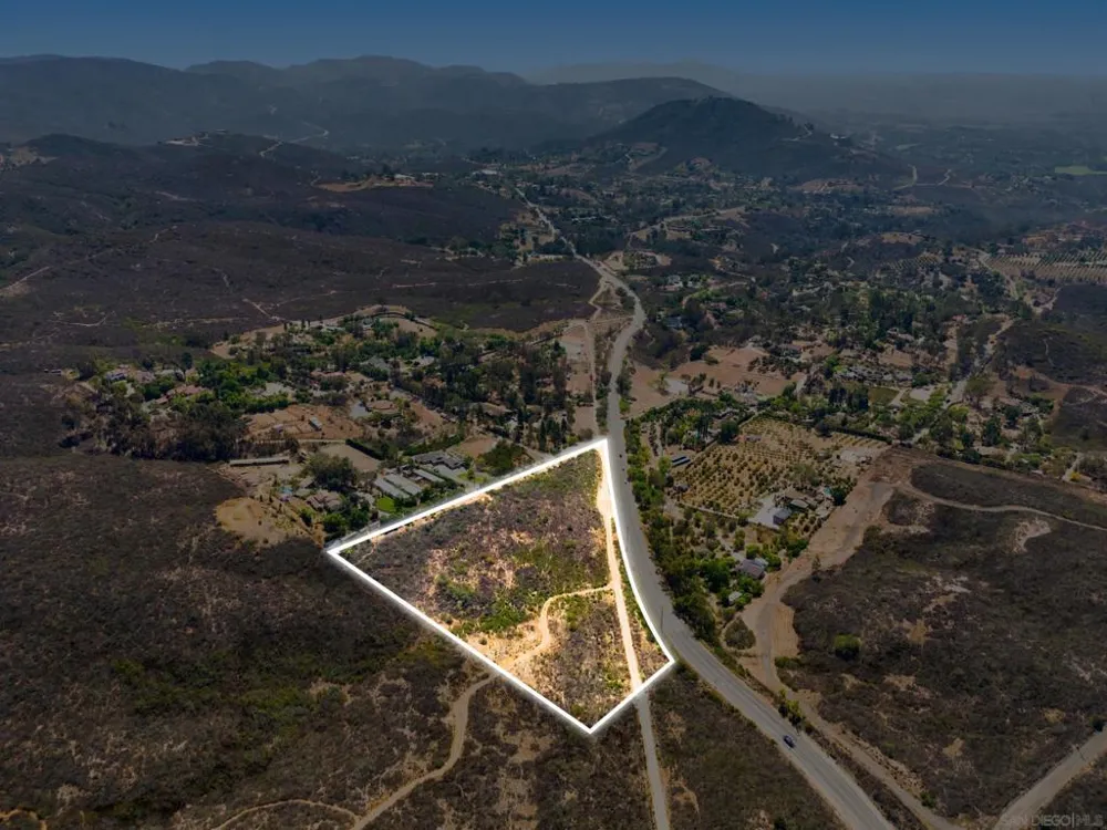 20753 Elfin Forest Rd Escondido, CA 92029
