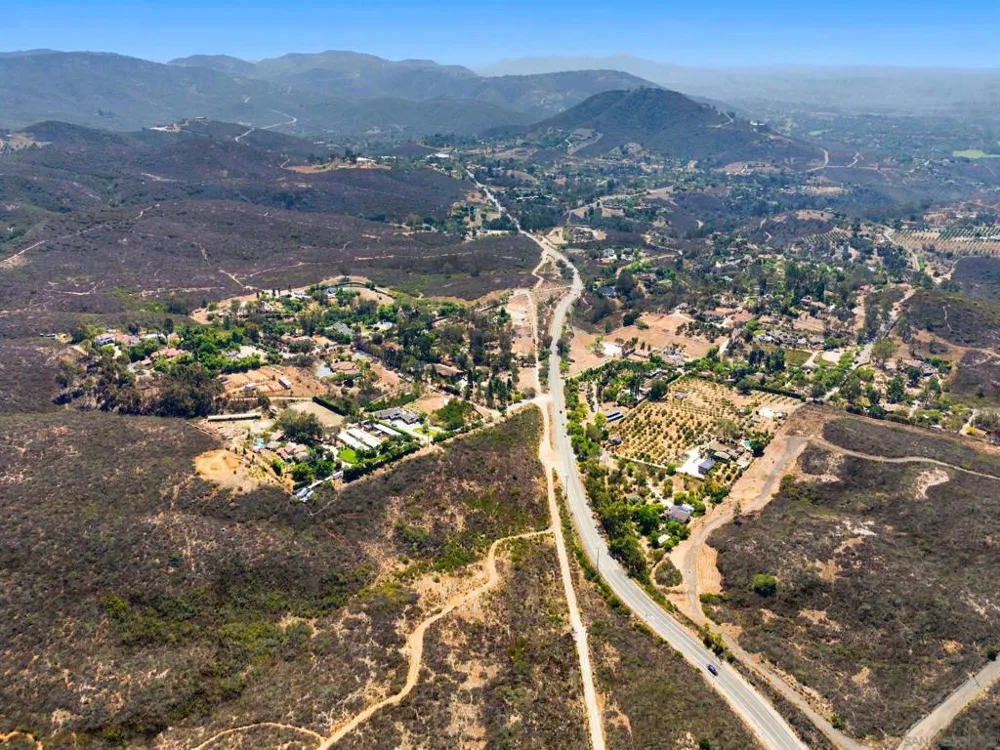 20753 Elfin Forest Rd Escondido, CA 92029
